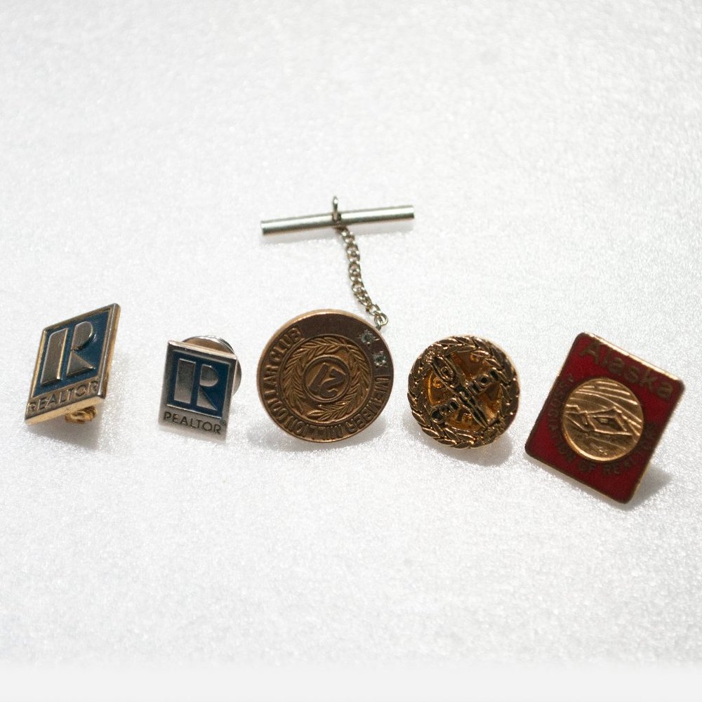 Vintage Realtor Pins Lot Alaska Real Estate Century 21 Million Dollar Club X